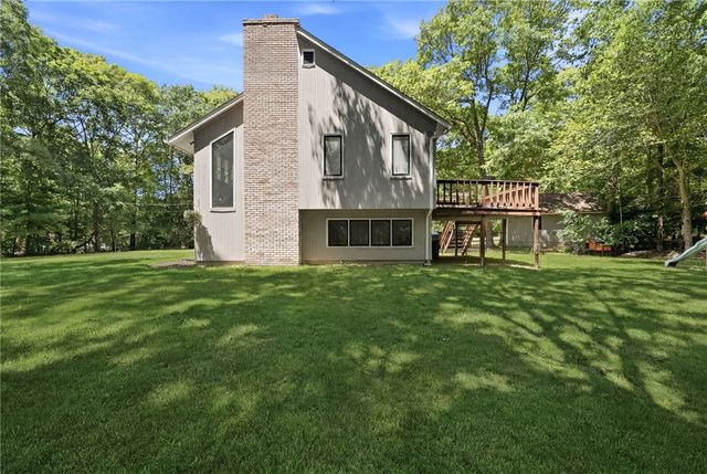 768 Weaver Hill Road, Coventry, RI 02816