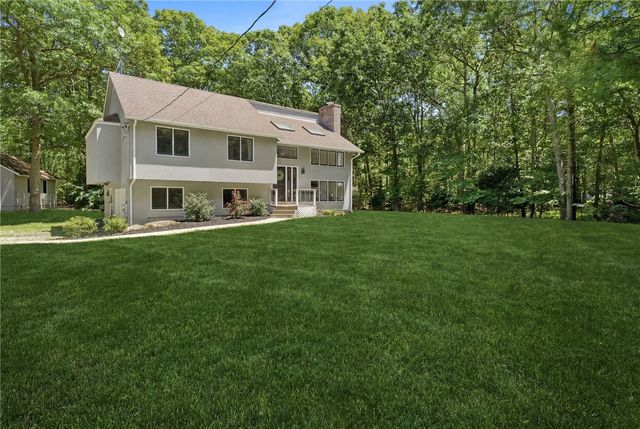 768 Weaver Hill Road, Coventry, RI 02816