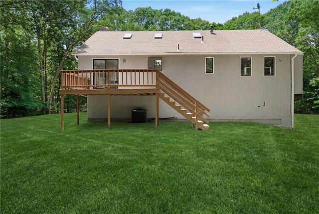 768 Weaver Hill Road, Coventry, RI 02816