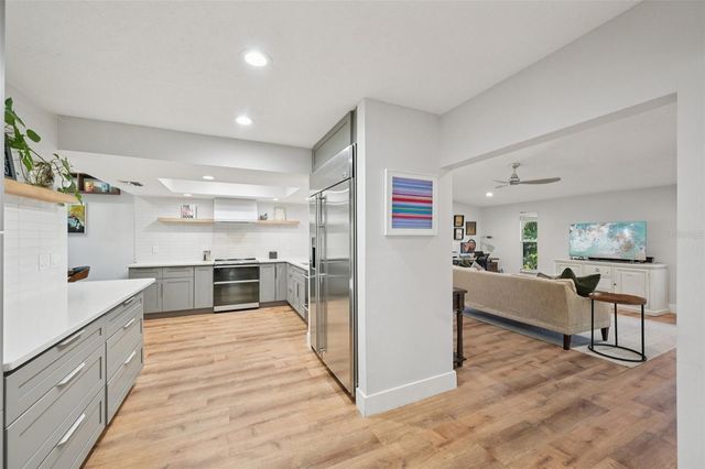 6704 ARBOR OAKS DRIVE, Bradenton, FL 34209