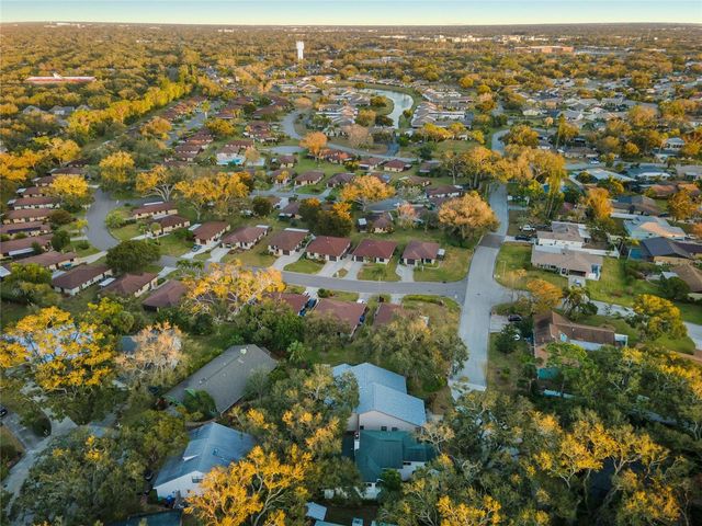 6704 ARBOR OAKS DRIVE, Bradenton, FL 34209
