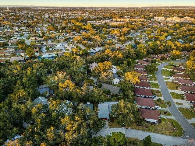 6704 ARBOR OAKS DRIVE, Bradenton, FL 34209