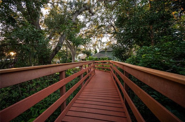 6704 ARBOR OAKS DRIVE, Bradenton, FL 34209
