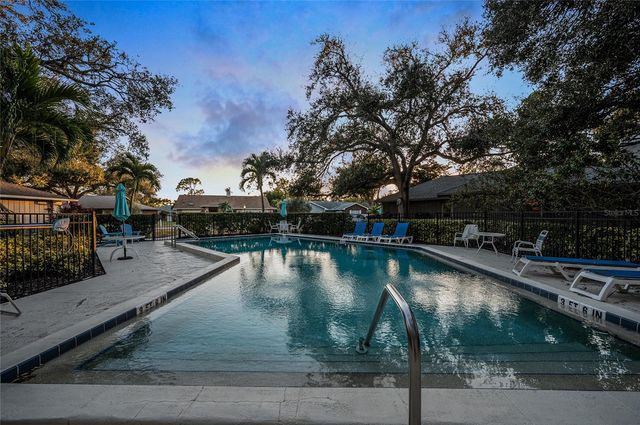 6704 ARBOR OAKS DRIVE, Bradenton, FL 34209