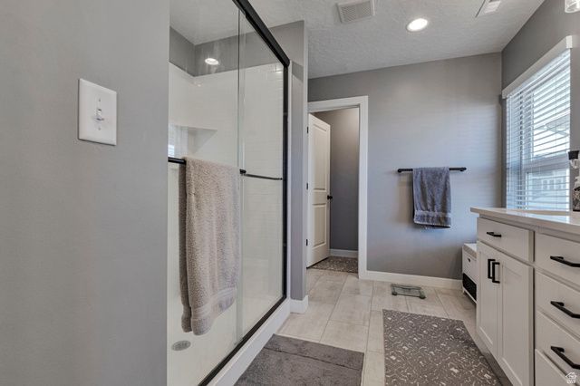 6887 W SKIP ROCK RD, South Jordan, UT 84009