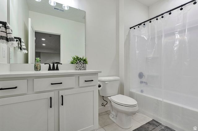 6887 W SKIP ROCK RD, South Jordan, UT 84009