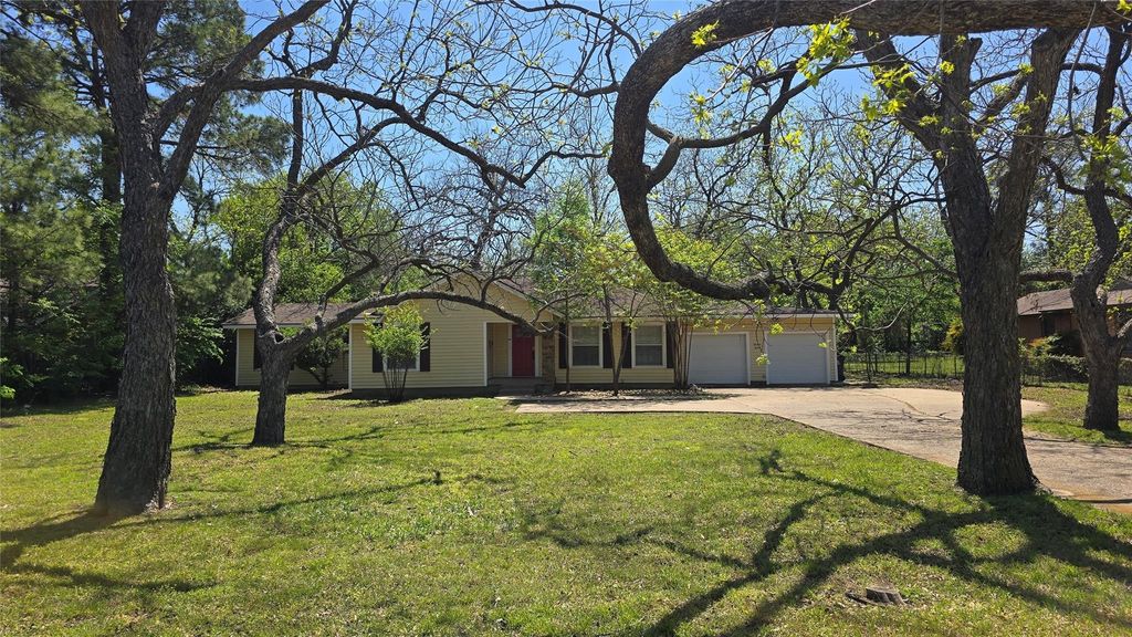 1312 W Park Row Drive, Arlington, TX 76013