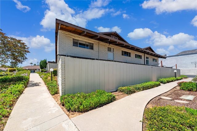 5056 Lakeview Avenue 25, Yorba Linda, CA 92886