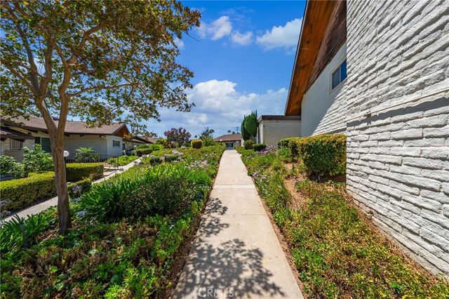 5056 Lakeview Avenue 25, Yorba Linda, CA 92886