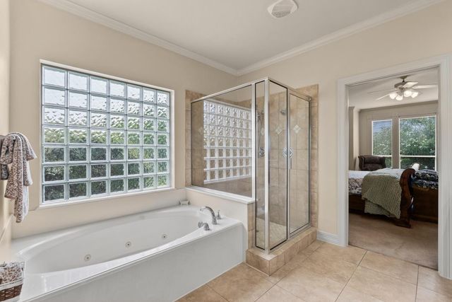 3870 Summer Manor Drive, League City, TX 77573