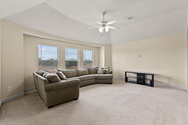 3870 Summer Manor Drive, League City, TX 77573