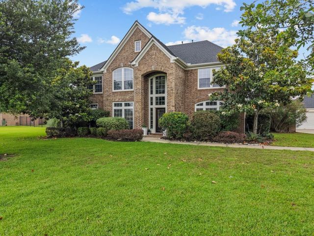 3870 Summer Manor Drive, League City, TX 77573