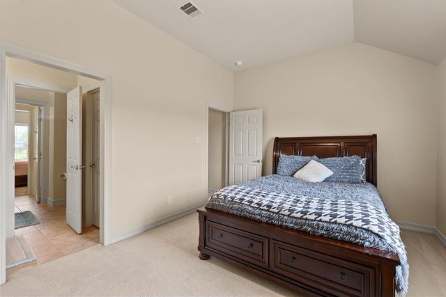 3870 Summer Manor Drive, League City, TX 77573