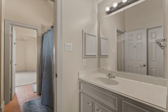 3870 Summer Manor Drive, League City, TX 77573