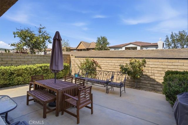 28475 Santa Rosa, Saugus, CA 91350