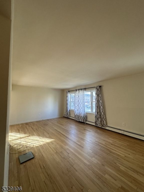 565 Grove St F-2 2, Clifton City, NJ 07013 — photo 4