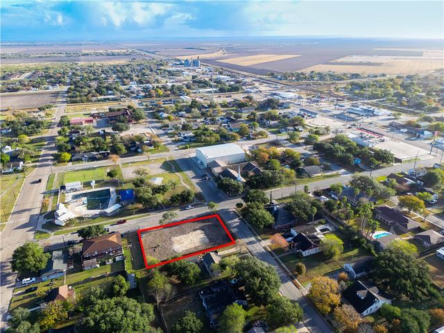 400 W Turner, Odem, TX 78370