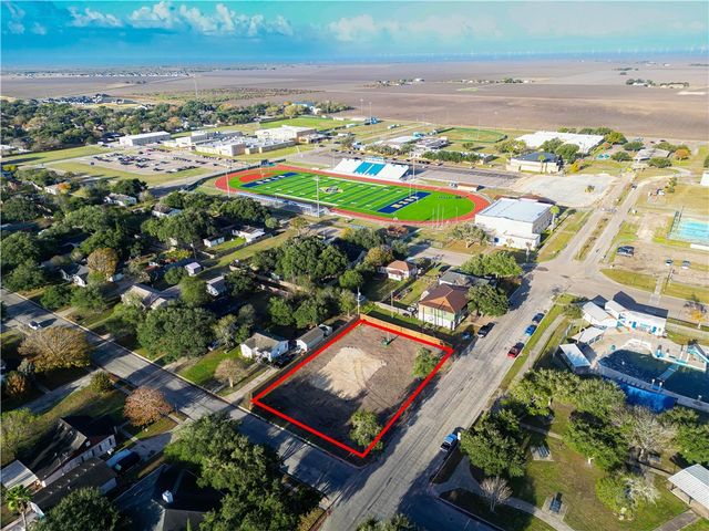 400 W Turner, Odem, TX 78370