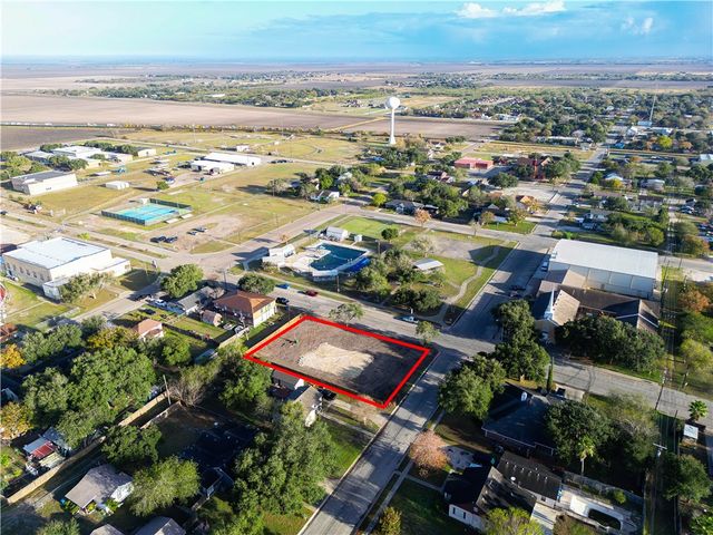 400 W Turner, Odem, TX 78370