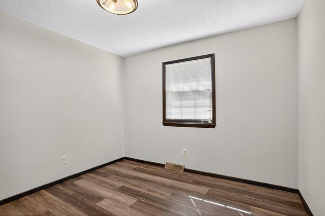 927 W Morningside Street, Springfield, MO 65802