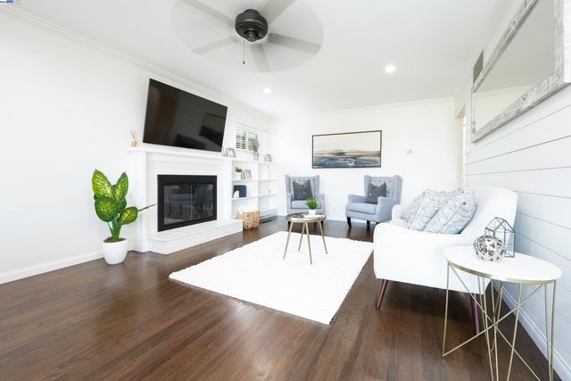 1338 Thais Ln, Hayward, CA 94544