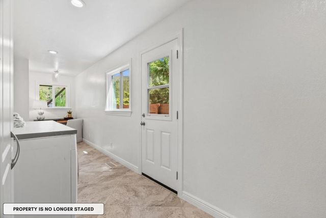 9 Humboldt Court, Pacifica, CA 94044