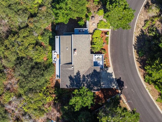 9 Humboldt Court, Pacifica, CA 94044