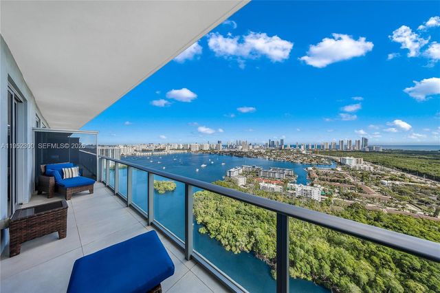 16385 Biscayne Boulevard 3217, North Miami Beach, FL 33160