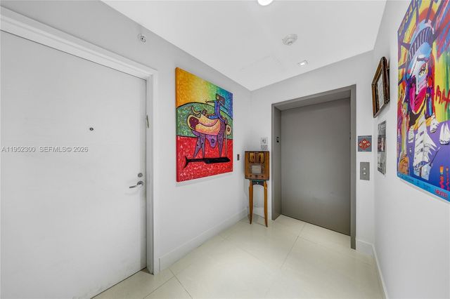 16385 Biscayne Boulevard 3217, North Miami Beach, FL 33160