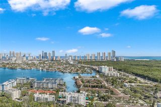 16385 Biscayne Boulevard 3217, North Miami Beach, FL 33160