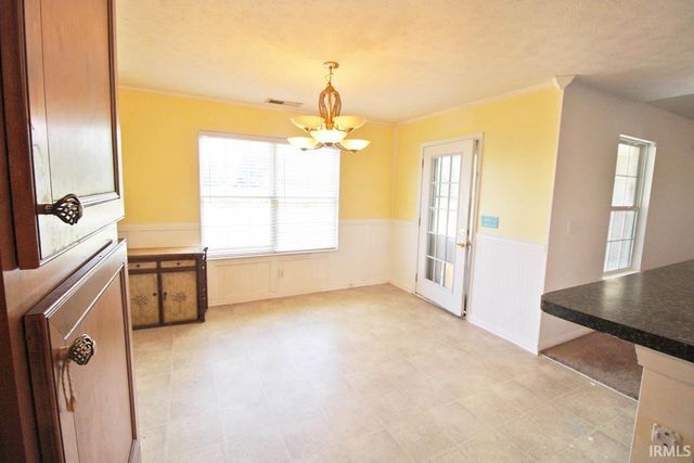 13031 Kingsley Court, Evansville, IN 47725