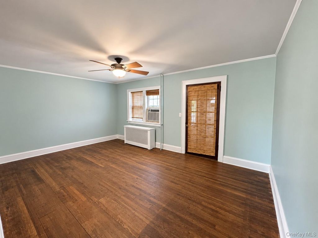 331 Beach 91st Street, Rockaway Beach, NY 11693 — photo 2