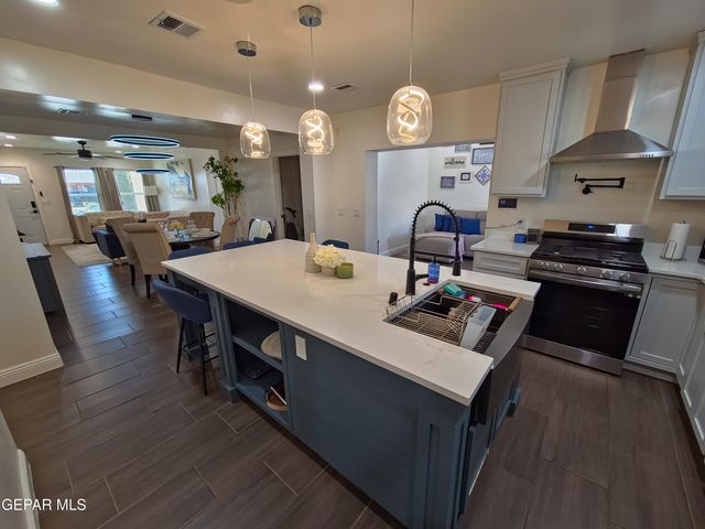 7321 CUBA Drive, El Paso, TX 79915