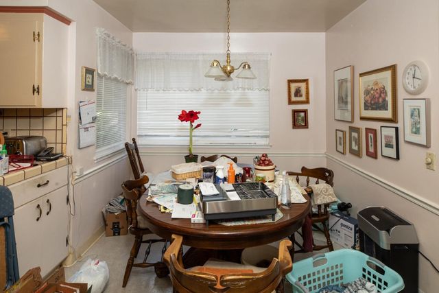 10252 Creston Drive, Cupertino, CA 95014