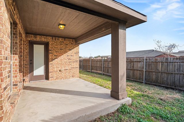 12313 Treeline Drive, Fort Worth, TX 76036