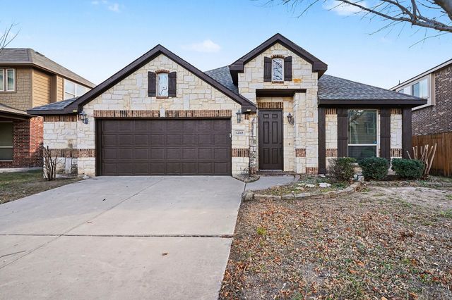 12313 Treeline Drive, Fort Worth, TX 76036