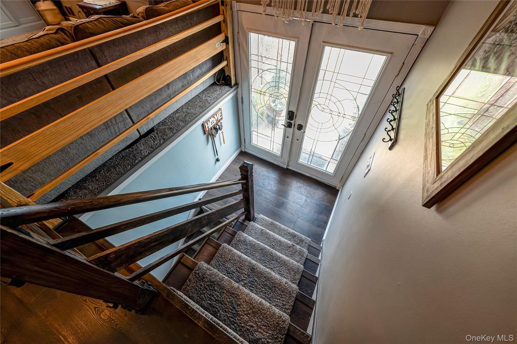 61 Linda Lane, North Babylon, NY 11703 — photo 3