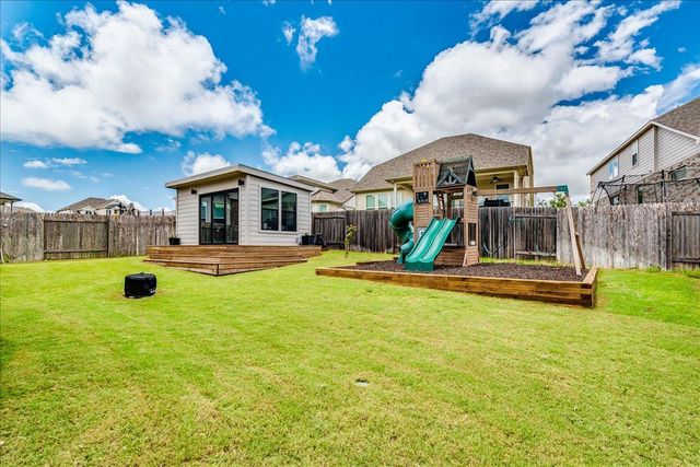 212 Sierra Blanca RD, Dripping Springs, TX 78620