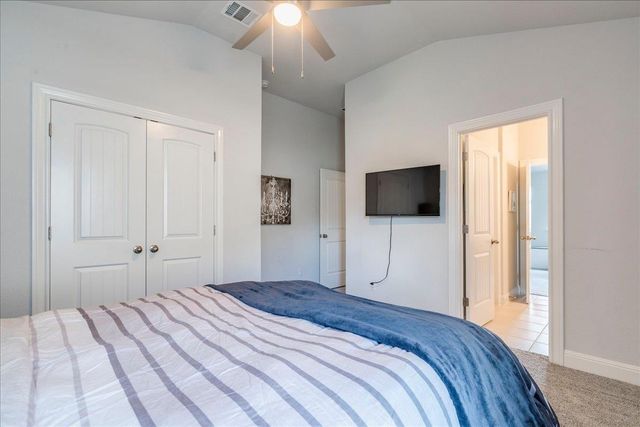 212 Sierra Blanca RD, Dripping Springs, TX 78620