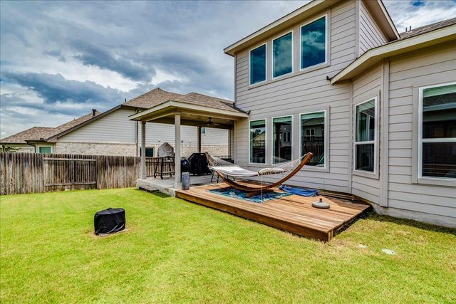 212 Sierra Blanca RD, Dripping Springs, TX 78620