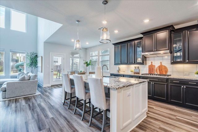 212 Sierra Blanca RD, Dripping Springs, TX 78620