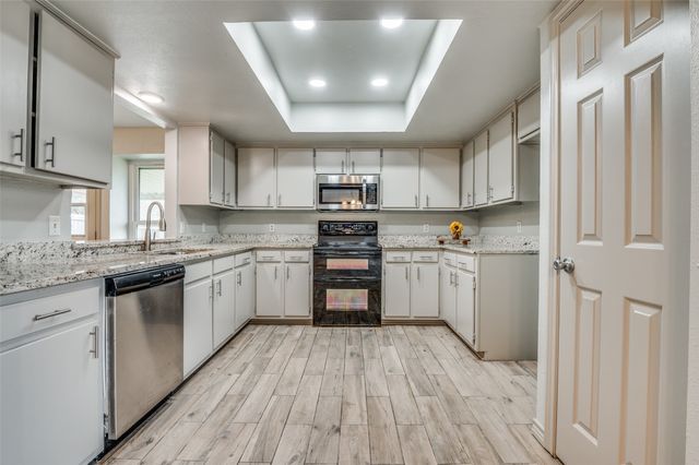 417 Ash Lane, Lancaster, TX 75146