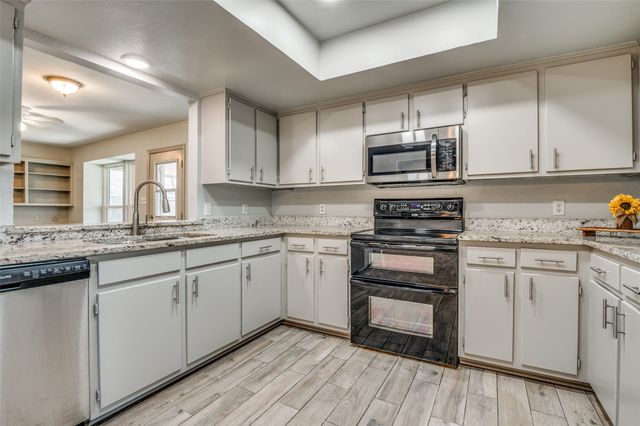 417 Ash Lane, Lancaster, TX 75146