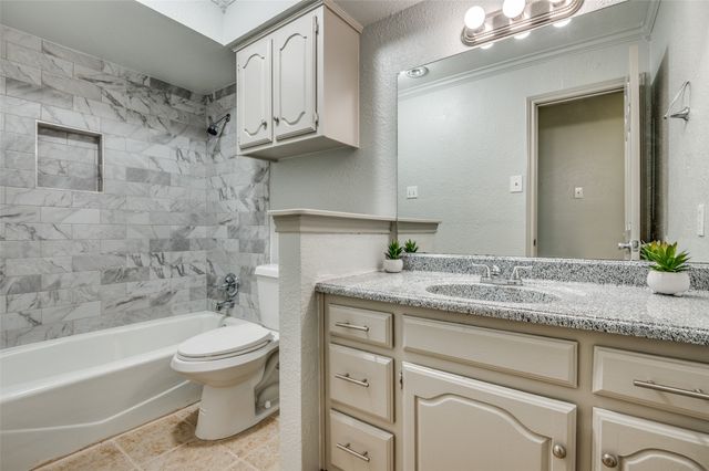 417 Ash Lane, Lancaster, TX 75146