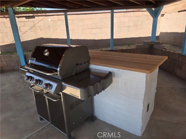 979 N Gardena, Rialto, CA 92376