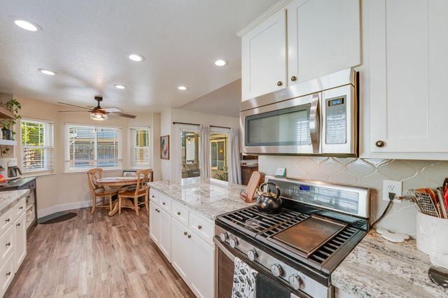 9835 Hans Way, Elk Grove, CA 95624