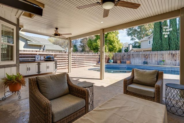 9835 Hans Way, Elk Grove, CA 95624