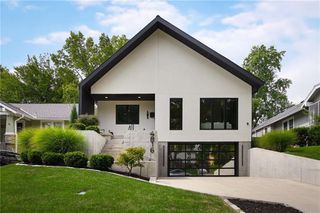 4816 Westwood Road, Kansas City, MO 64112