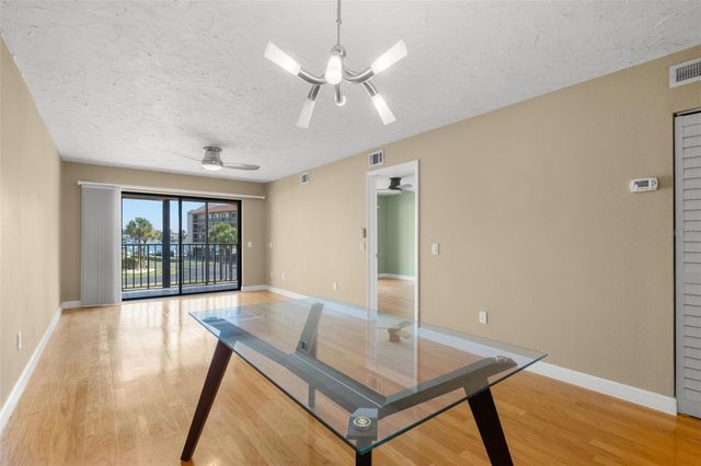 8711 BLIND PASS ROAD 104A, St Petersburg, FL 33706