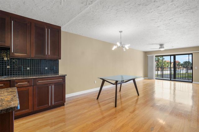 8711 BLIND PASS ROAD 104A, St Petersburg, FL 33706